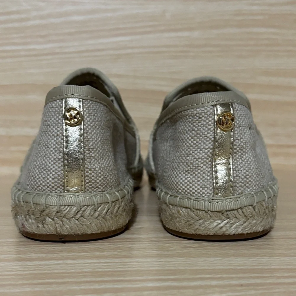 Michael Kors MK Logo Espadrilles Mismatched Pair 7M & 8M Beige Flats